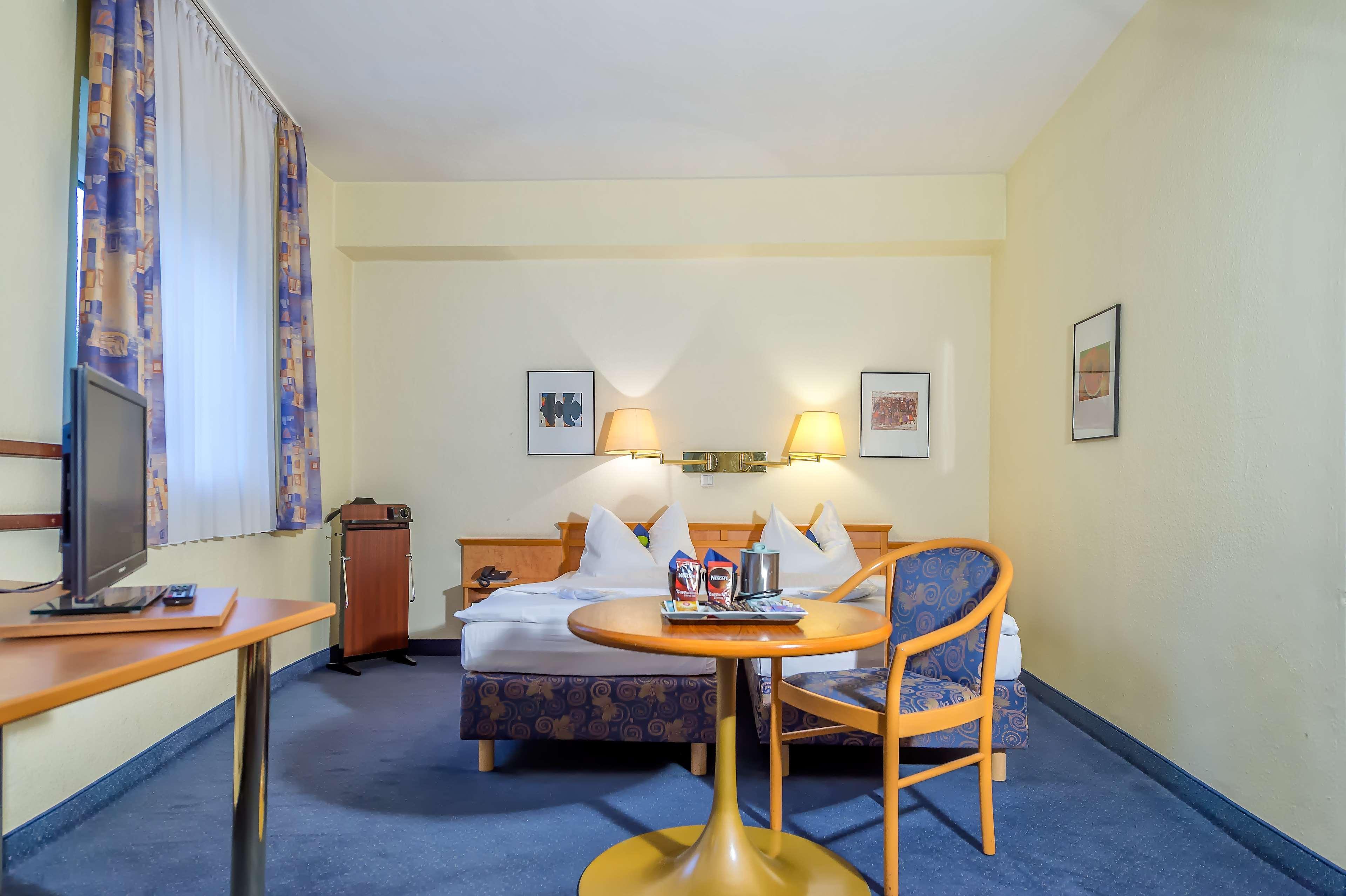 Best Western Weymouth Hotel Rembrandt Exterior photo