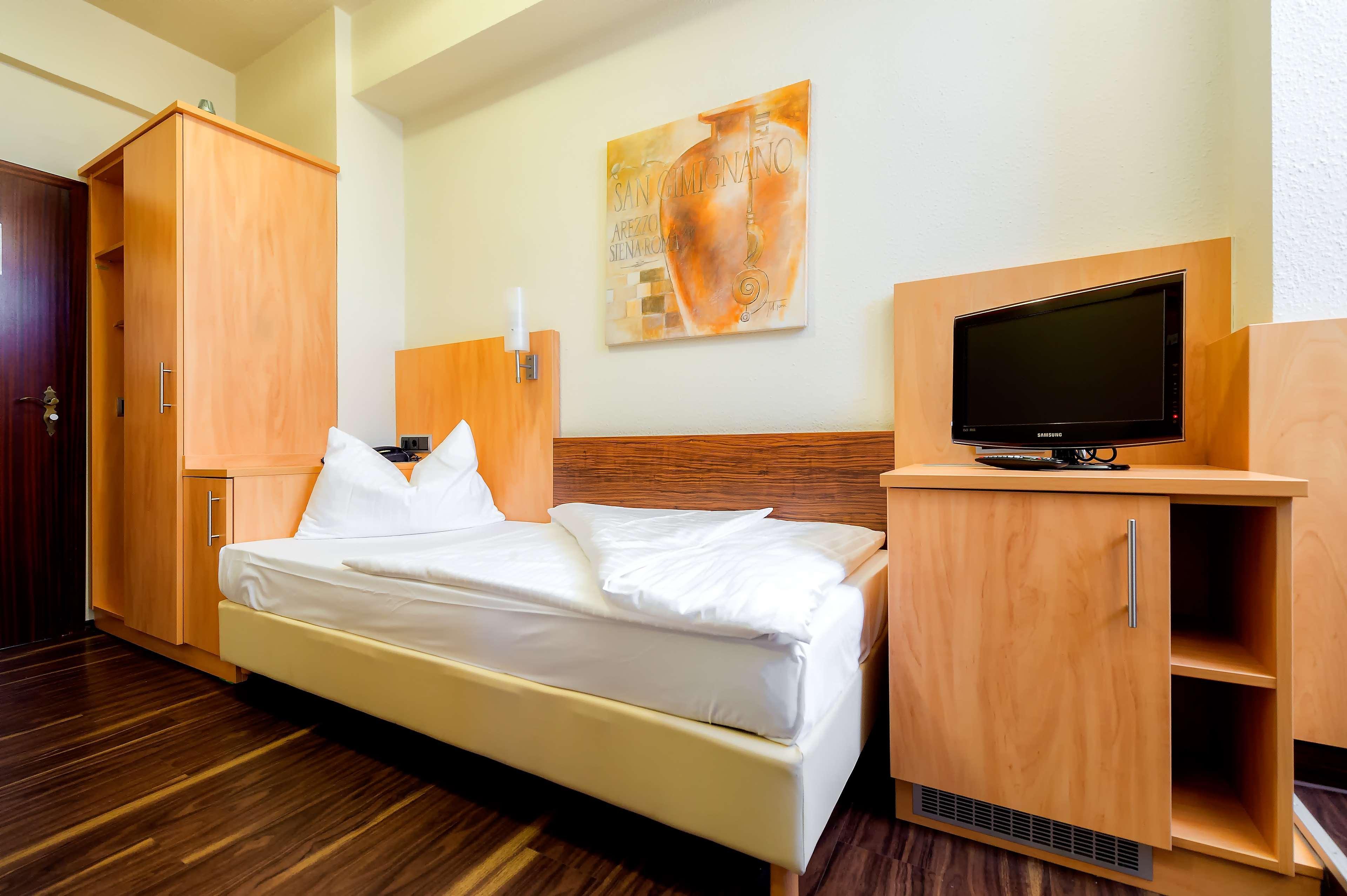 Best Western Weymouth Hotel Rembrandt Exterior photo